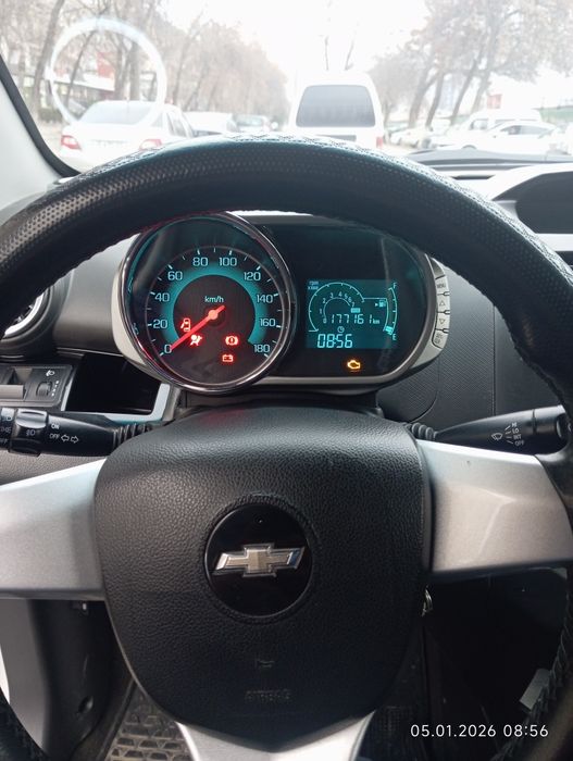 Продаётся Спарк 2018 год пробег 180.000 состояние хорошее цена 6.000 у