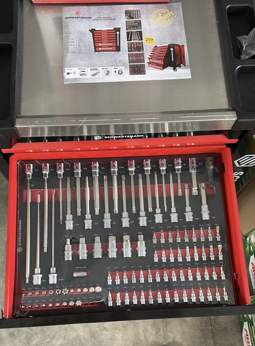 Vand dulap de scule complet