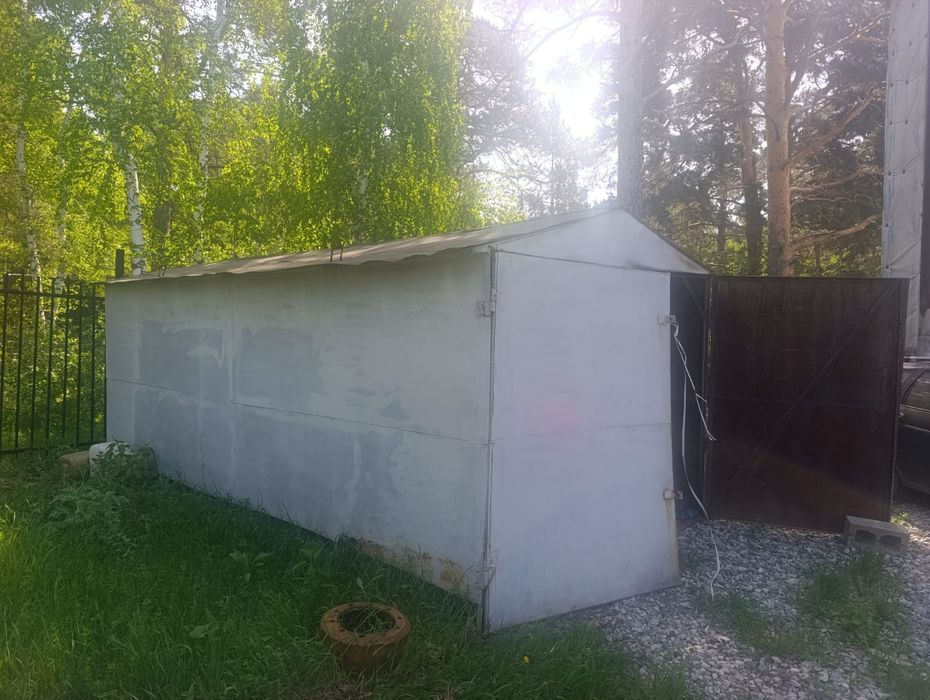 Продам металлический гараж