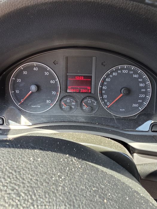 Golf 5 1.6 benzina