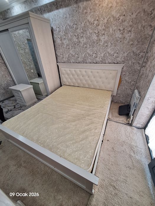 Yumshoq mebellar sotiladi holati yaxshi