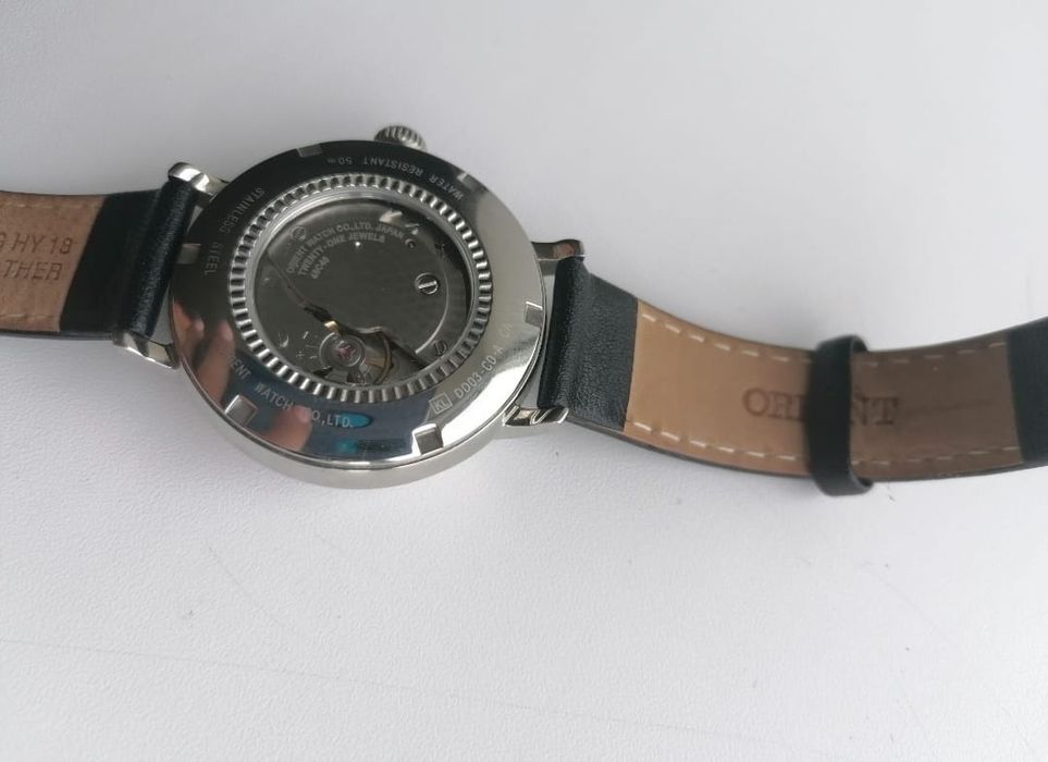 Продам часы Orient