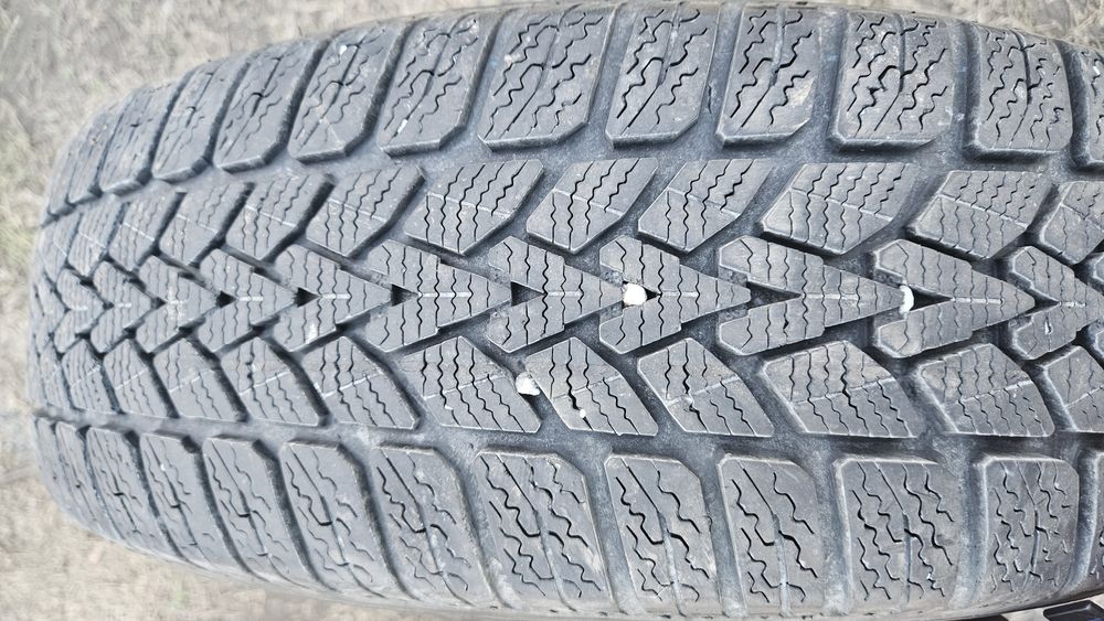 2бр гуми 195 65 15 дот 20 дънлоп