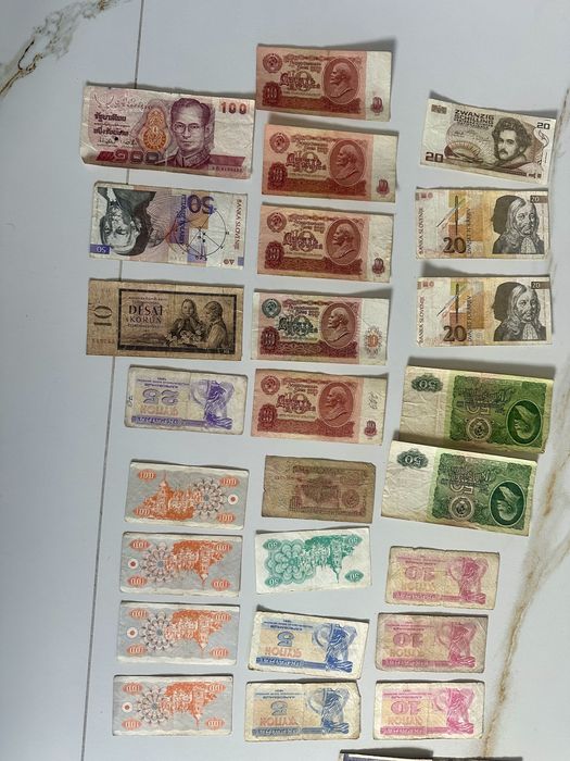 Vand bancnote vechi de colectie