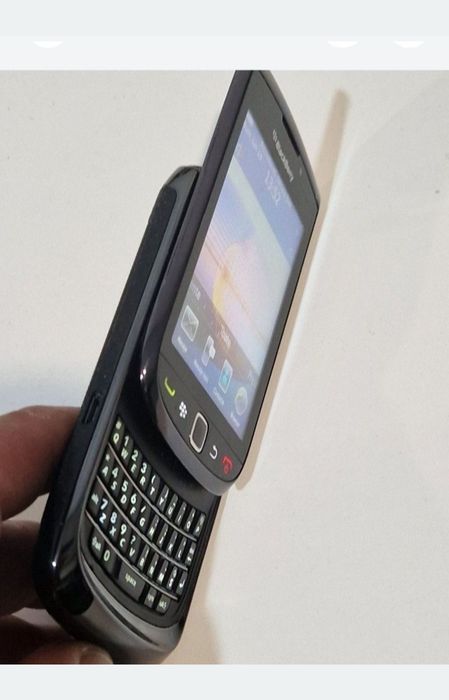 Telefon BlackBerry slide perfect funcțional