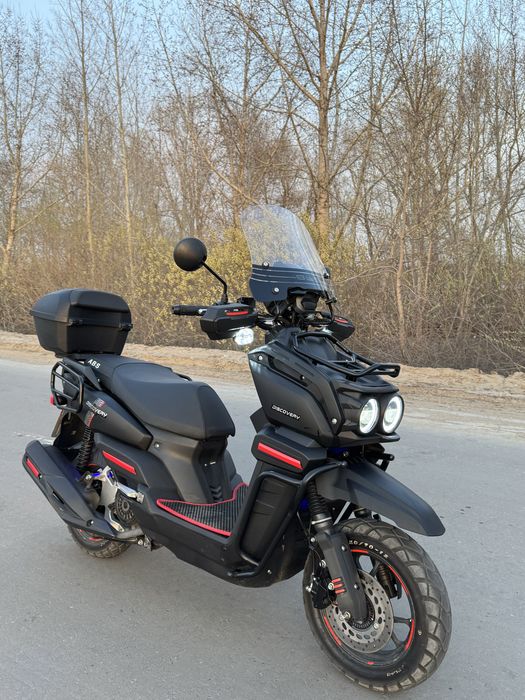 Продам скутер танк Новый!