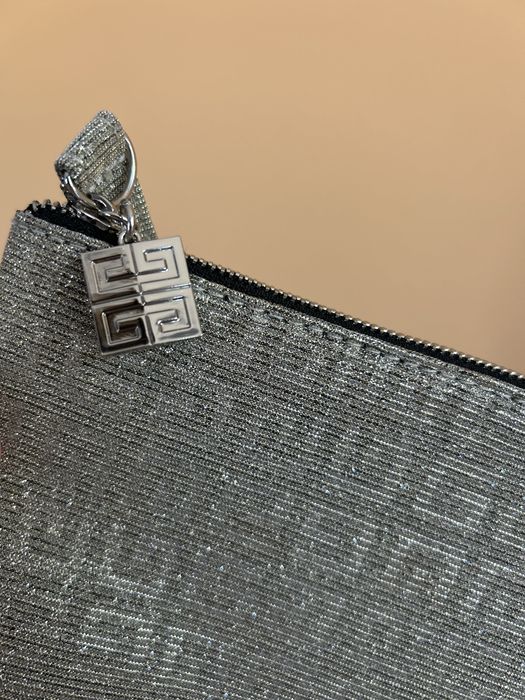 Козметична чанта Givenchy