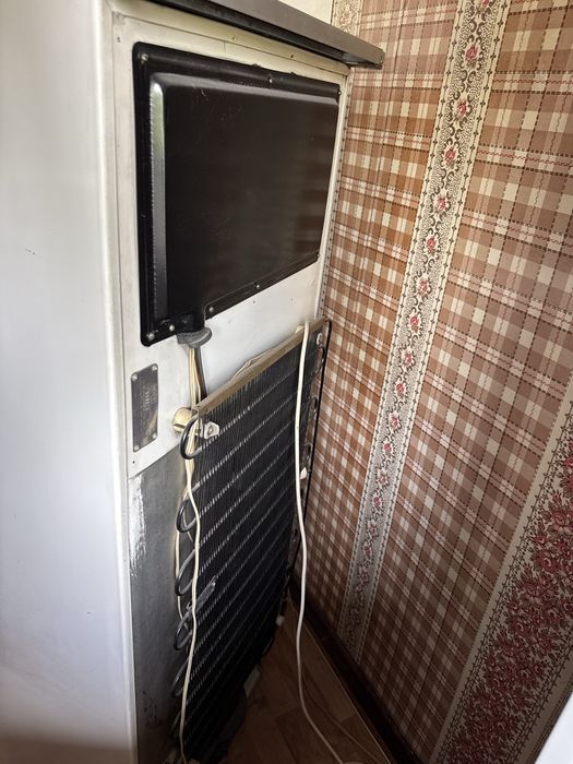 Холодильнок на запчасти