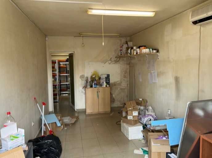 Дава се под наем Ателие в София, Център - 59 кв.м за 590 € - Снимка #2