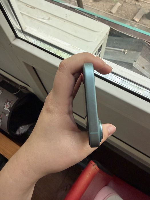 Продам Iphone 16 в отличном состоянии