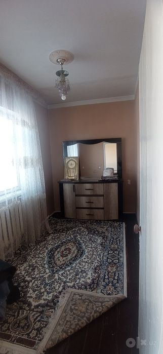 Uy sotiladi sirochni 2 etajli kotej