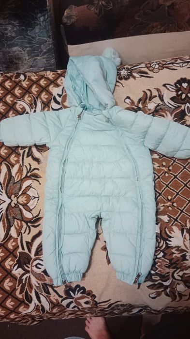 Продам осенний-весенний комбинезон