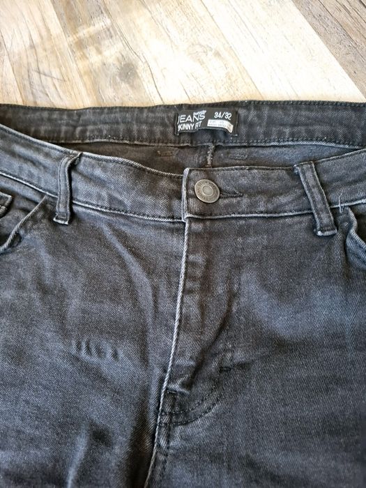 Мъжки черни дънки