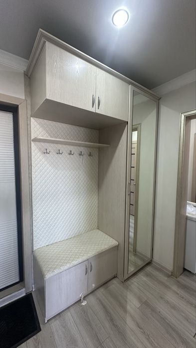 Продам шкаф прихожей