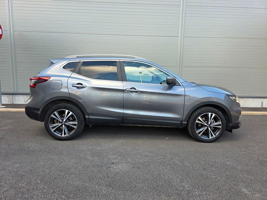 Nissan Qashqai Automat Benzină