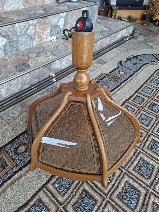 Vind candelabru  vintage din lemn si sticla