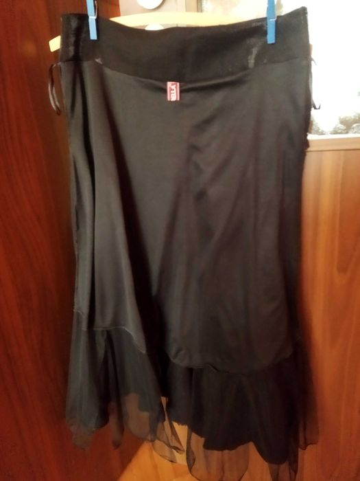 Пола - сатен и дантела