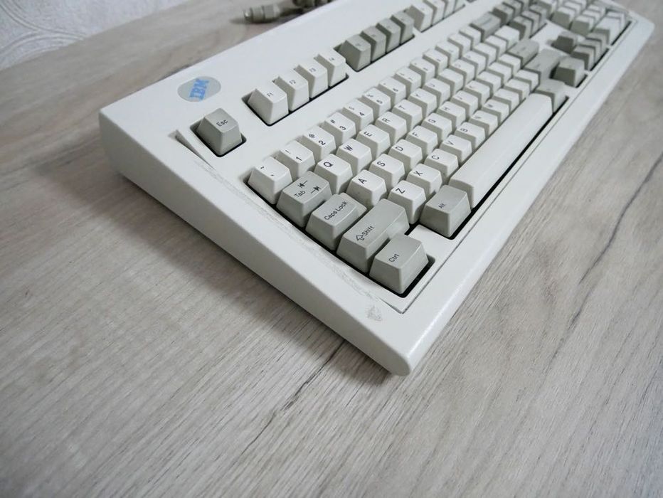 Мех. клавиатуры IBM Model M. 1994 года. В отл. состоянии.