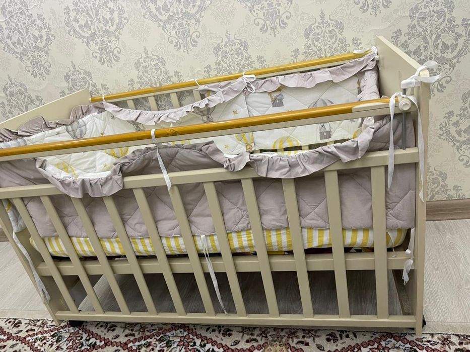 Кроватъ детская!!