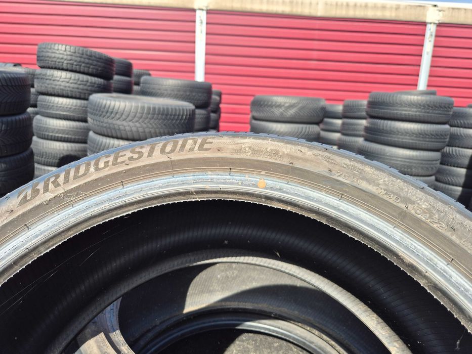 2 Anvelope de IARNA - 255/40/21 102V - Bridgestone Blizzak LM005 - Stare F BUNA - DOT 2022 !
