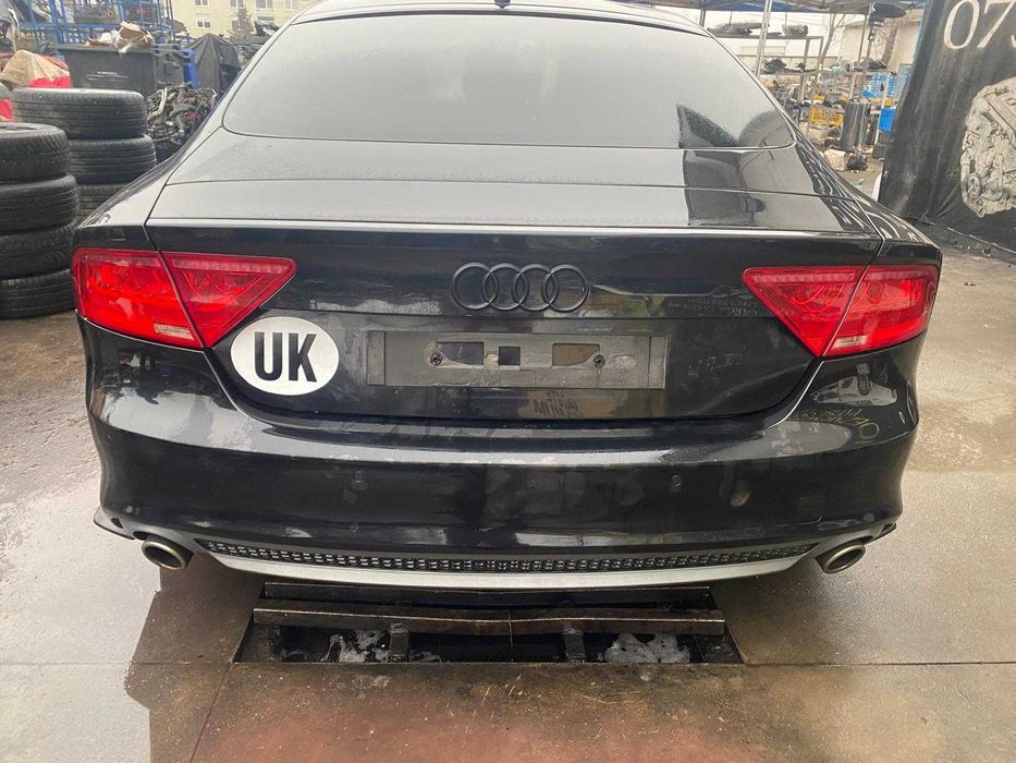 Dezmebrez audi a7 3.0d s-line/bara/far/usa/aripa/oglinda.capota/motor/