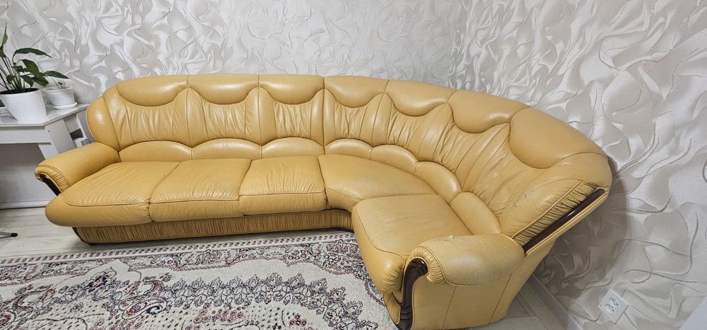 Продам угловой диван