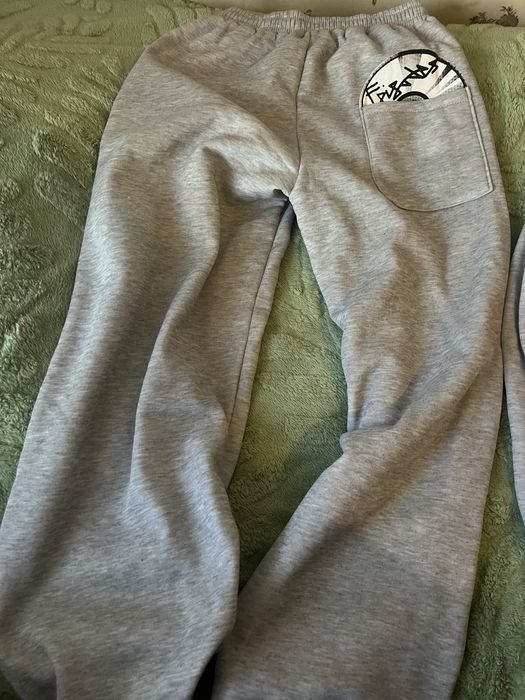 Продам серый костюм 2xl