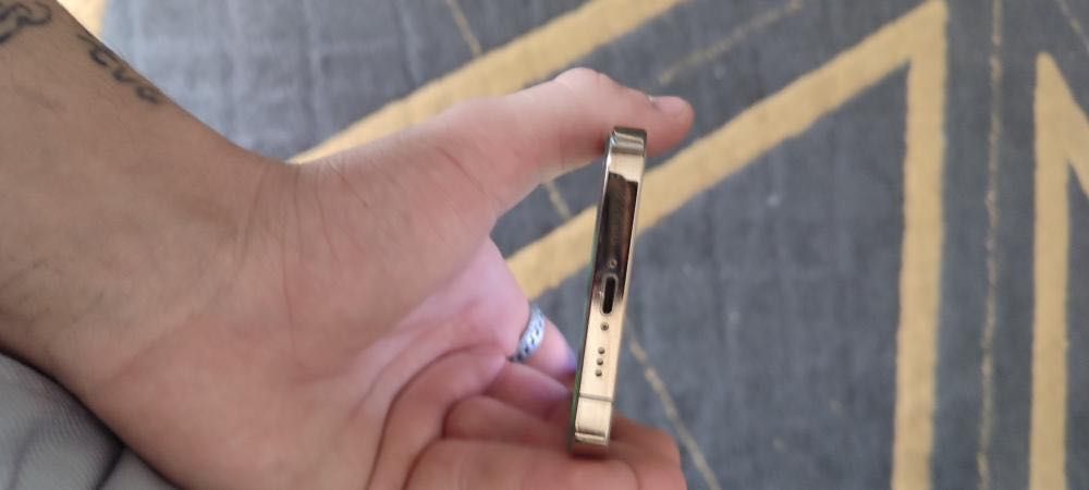 Schimb IPhone 13 Pro gold