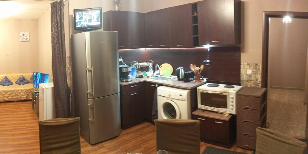 Дава се под наем Двустаен апартамент в Варна, Център - 55 кв.м за 500 € - Снимка #1