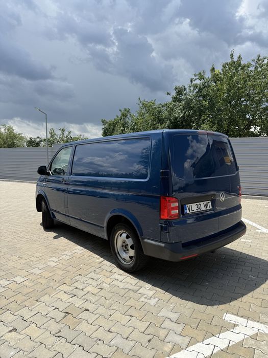 Volkswagen Transporter 2.0 TDI  – DSG – Tracțiune față –
