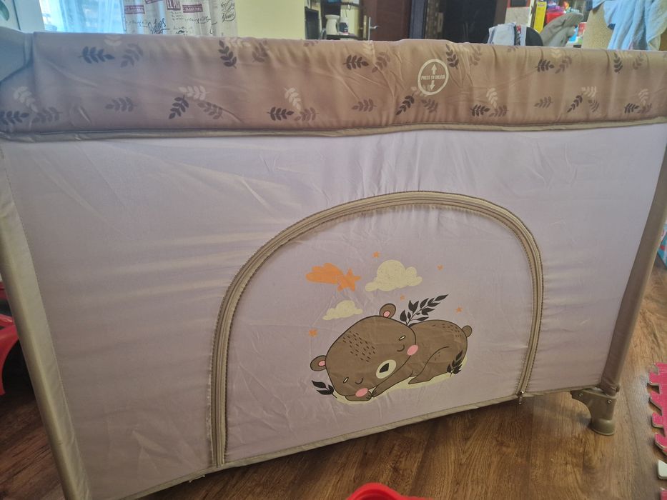 Продавам кошара Lorelli