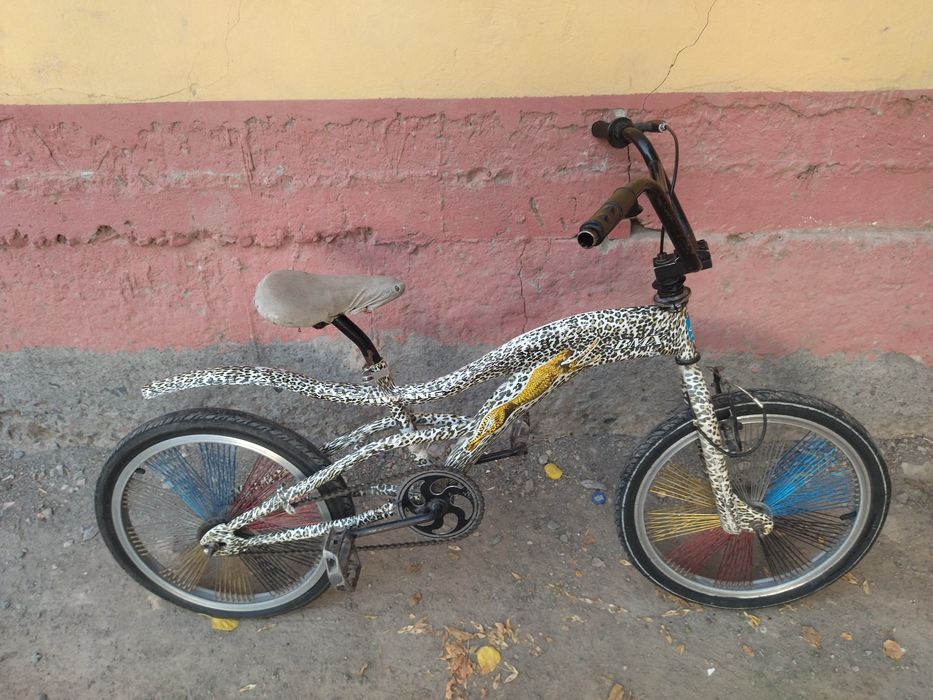 Velosiped sotiladi holati zo'r koʻp vaqt boʻldi haydalmagan