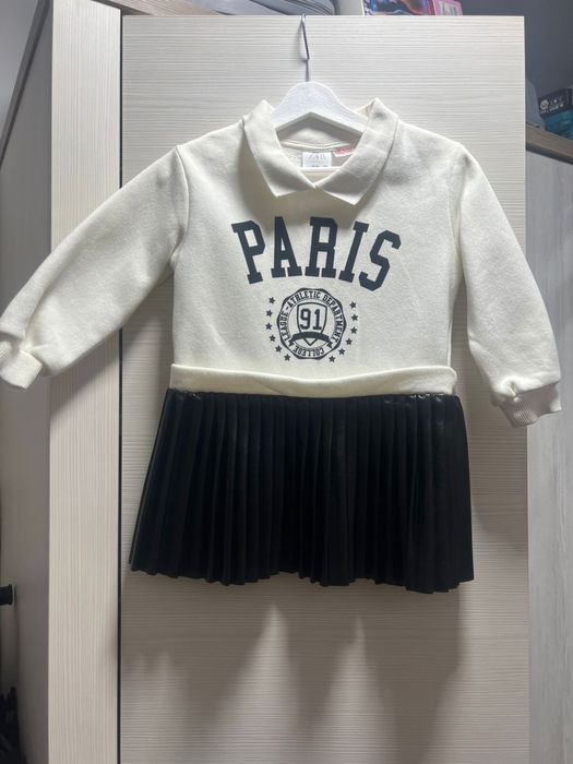 Продам детские вещи