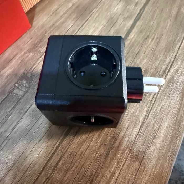 Универсал Адаптер-Тройник новый 3 в 1