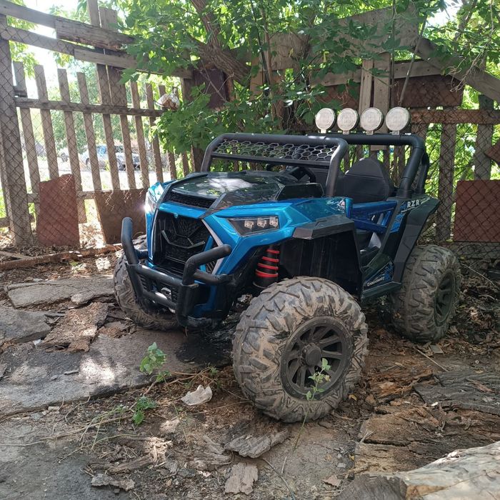 Продам детскую машинку