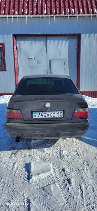 В продаде Бмв Е36 на автомате