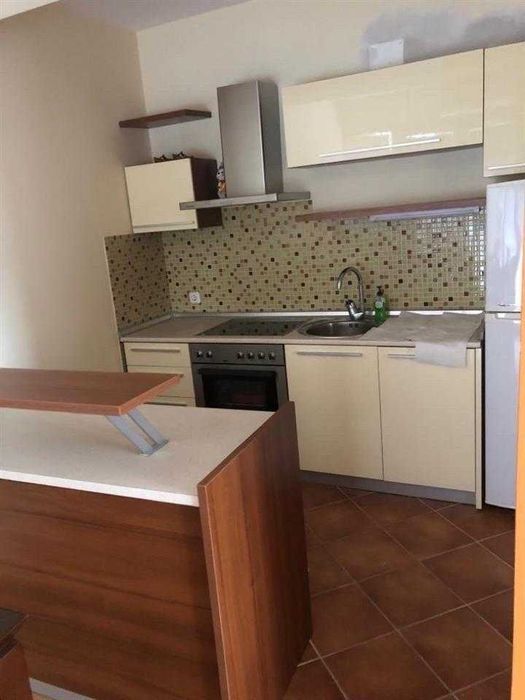 Дава се под наем Двустаен апартамент в Бургас, Братя Миладинови - 67 кв.м за 178.5 € - Снимка #1