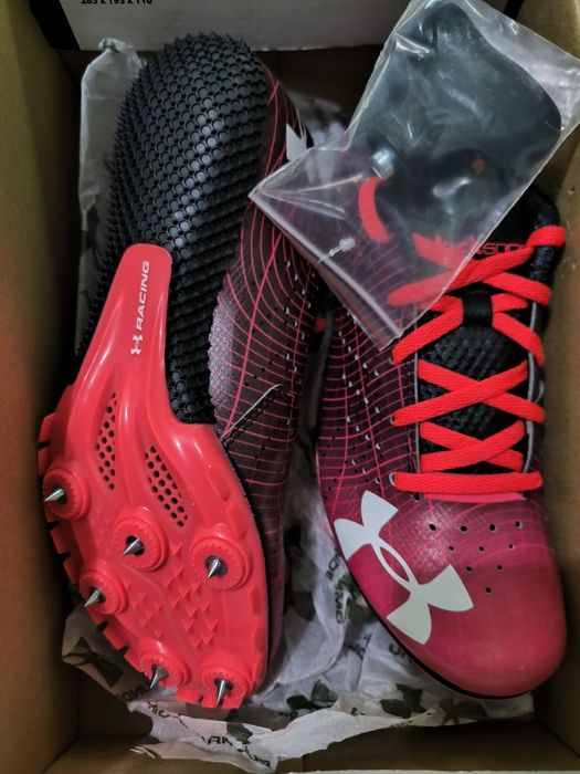 Шпайкове за лека атлетика under armour