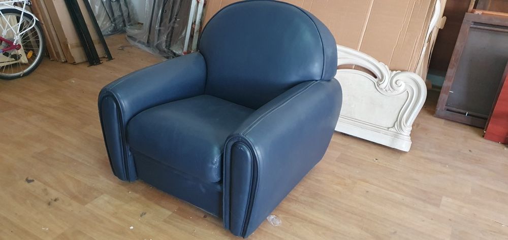 Vand fotoliu piele groasa bivol