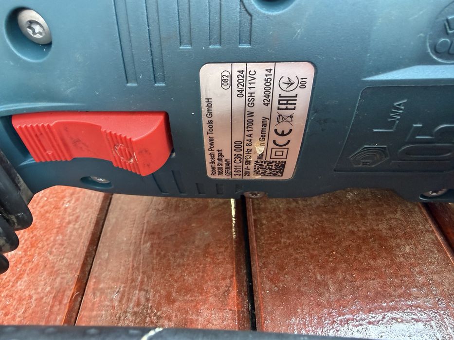 Bosch demolator pe curent