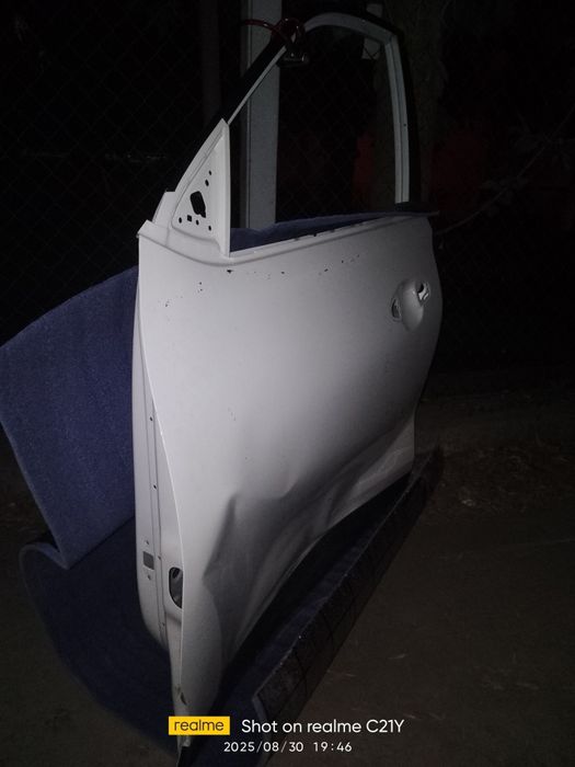 Дверь KIA Sonet б/у  левая передняя