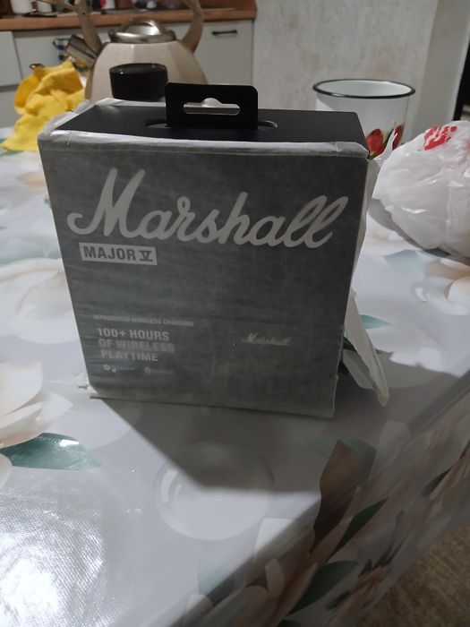 Продам наушники маршалл оригинал