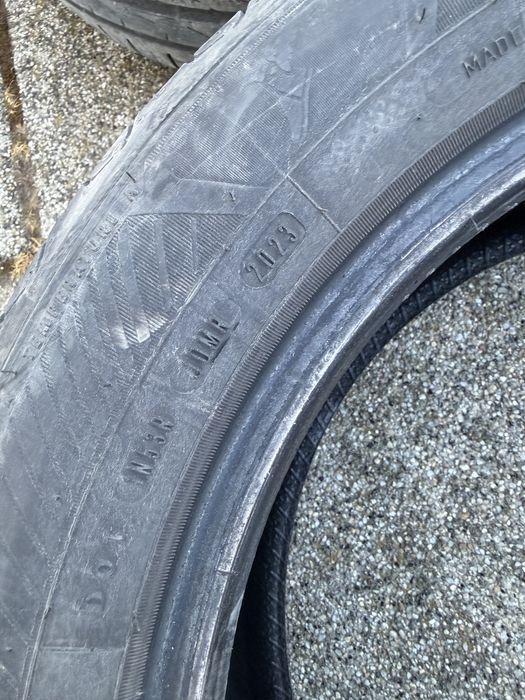Anvelope vara 215 55 r17