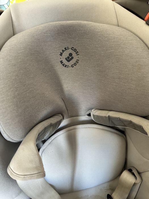 Автокресло Maxicosi Tobi