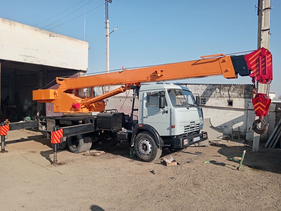 Авто кран галичанин 25т