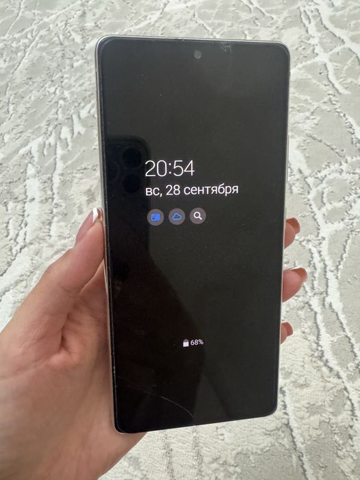 Продам самсунг s10