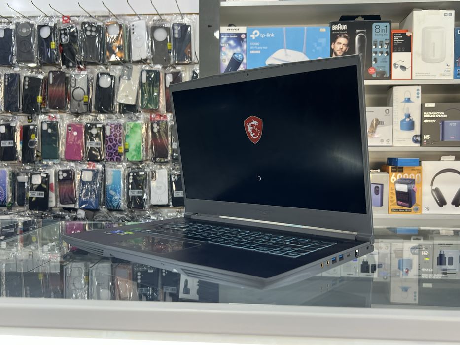 Продается MSI Thin 15 каробка документ, в хорошем состоянии с гарантей