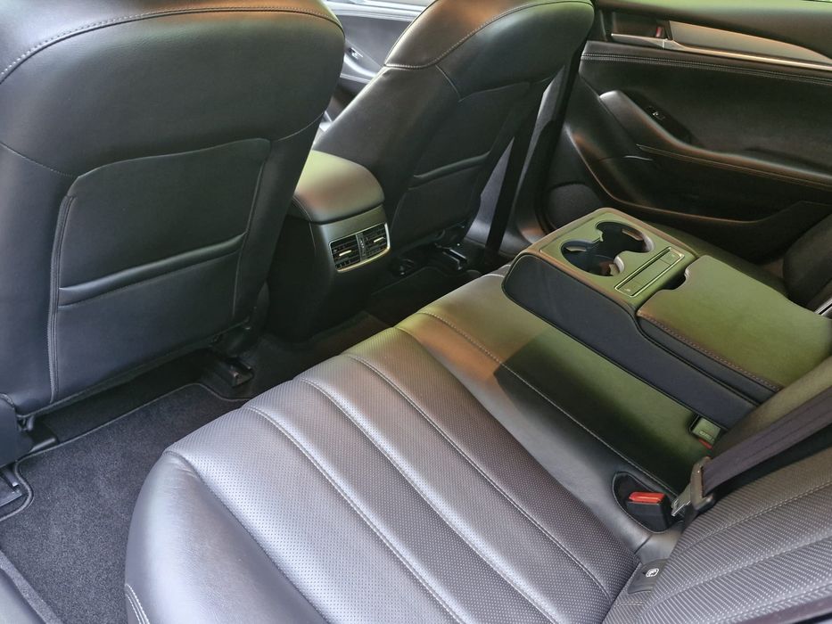 Mazda6 2023 Decembrie Automat 2.0 benzina 4700km