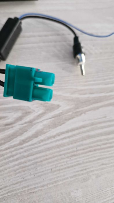 WV Dual Head Fakra RF Antenna Converter Cable