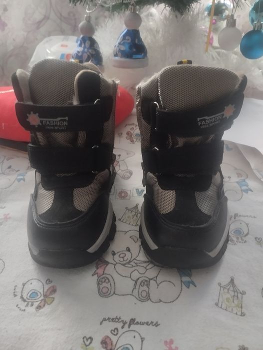 Ботинки детские,на мальчика